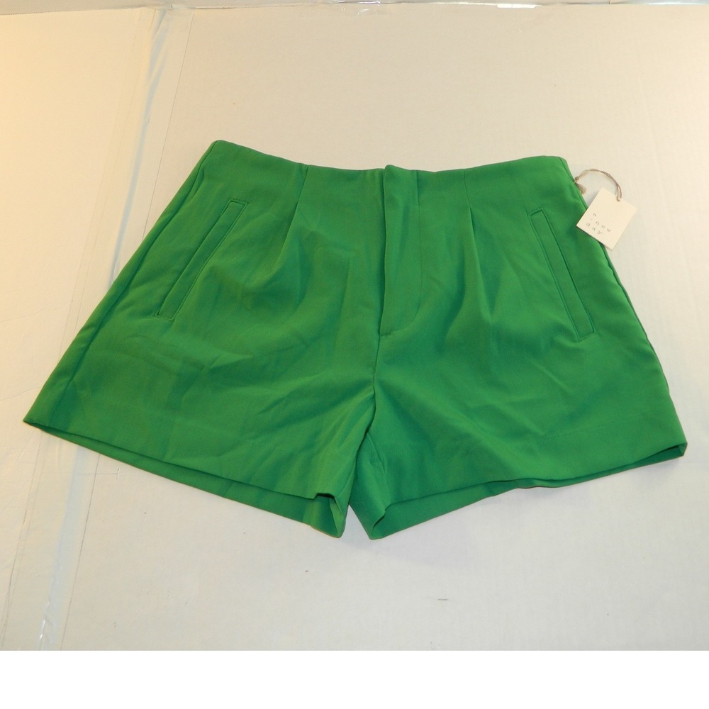 A New Day Midi Shorts Women Size 10 Green High Rise Pleated Stretch Pockets